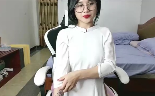 Clip: Tháng 11 đầy hứa hẹn với chiếc girl Việt cực cuốn^^